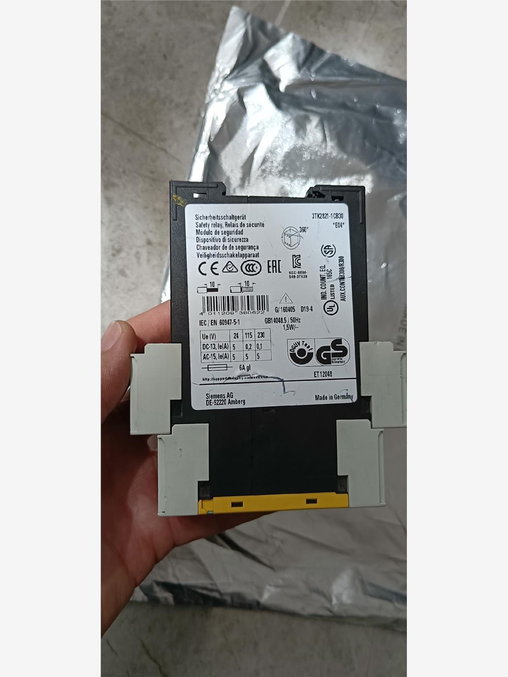 3TK2821-1CB30库存备用件未使用没包装【请询价】 - 图0