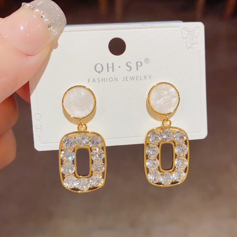 S925银针复古港风方形镶钻耳环女气质时尚几何设计耳饰,淘宝优惠券,粉丝福利购,淘宝优惠卷