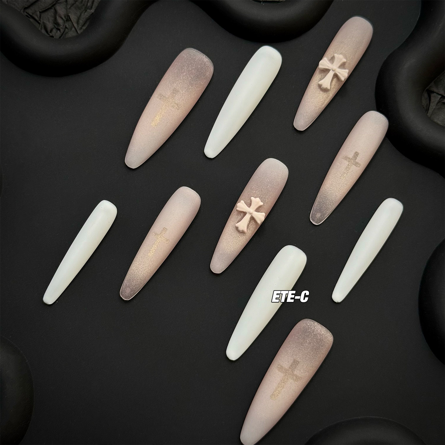 C+修女祷告亚文化新款欧美小众高级重工中长款美甲穿戴甲辣妹手工,淘宝优惠券,粉丝福利购,淘宝优惠卷