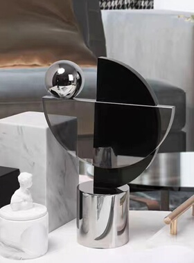 轻奢风高档水晶几何摆件家居饰品客厅电视柜抽象软装艺术品摆件