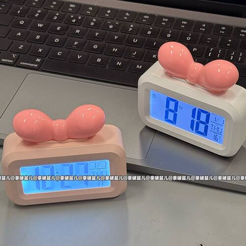 可爱多巴胺蝴蝶结桌面多功能时钟家用电池款闹钟学生宿舍时间管理 - 图0