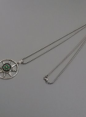 一页出品！指南针吊坠钛钢项链男嘻哈个性长款卫衣链简约气质配饰