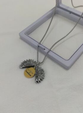一页出品！美式复古向日葵吊坠项链男女同款太阳花嘻哈百搭卫衣链