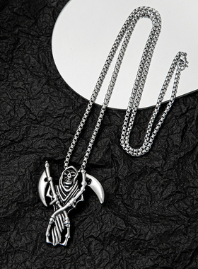 一页出品！国潮嘻哈死神镰刀钛钢项链炫酷男士暗黑挂件吊坠毛衣链