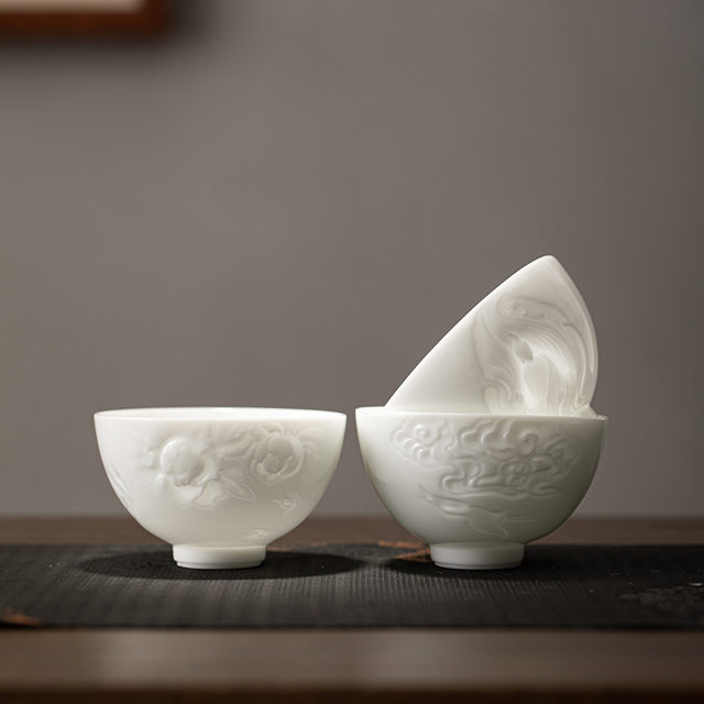 High-end ice suet jade master tea cup, personal tea tasting hand cup, single cup ceramic kung fu tea set, tea cup