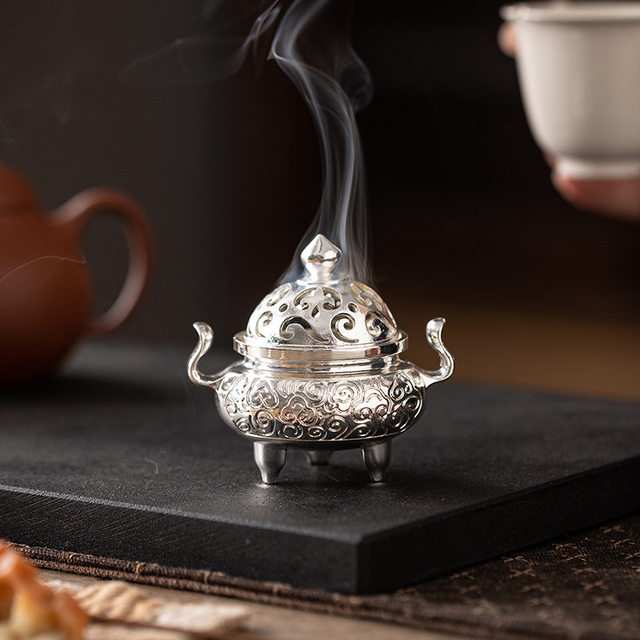 Silver three-legged mini incense burner pocket line incense burner home indoor incense sandalwood agarwood aromatherapy tea ceremony decoration