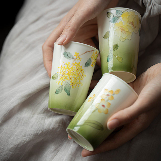 Hand-painted underglaze color twelve flower gods ceramic tea cup Coke cup tea master cup couple home drinking cup