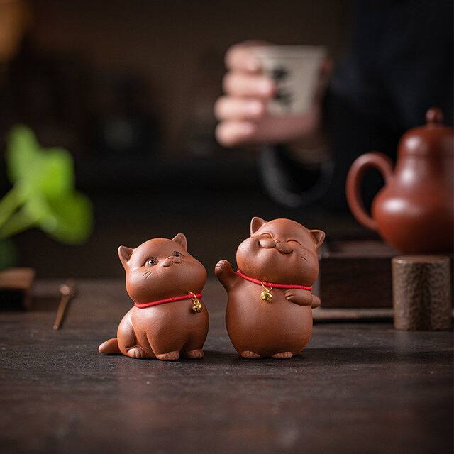 Creative purple sand tea pet ornaments, high-quality tea tray, desktop decoration, kung fu tea set accessories, cute kitten tea play