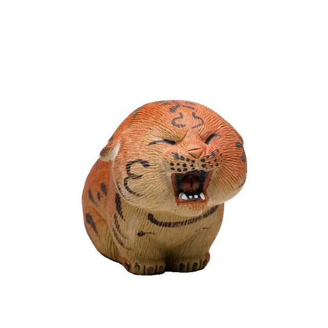 Purple sand tea pet cute tiger ornaments tiger zodiac tiger tea set accessories boutique can grow tea table tea tray desktop decoration