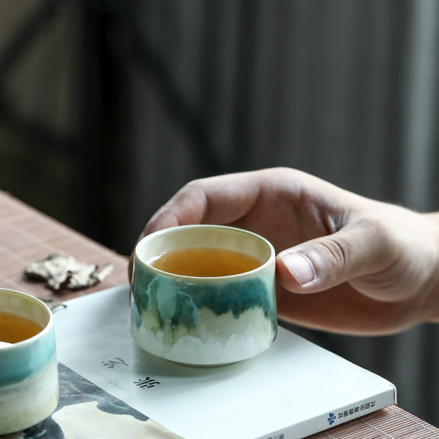 Jingdezhen pure handmade underglaze color ceramic kung fu tea cup master cup single cup high-end personal tea set
