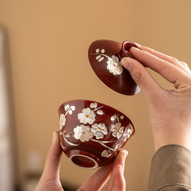 Hand-painted plum blossom gilt silver Sancai bowl tea cup single high-end ceramic Kung Fu tea set tea bowl with lid