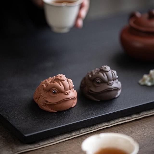 Creative purple sand mini golden toad tea pet lucky ornaments boutique can grow tea and play tea table tea table decoration tea set accessories