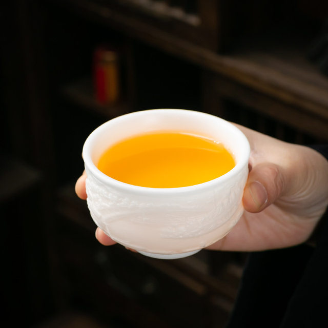 Along the River During Qingming Festival Hand-carved high-end mutton-fat jade master teacup single cup high-end ceramic kung fu tea cup