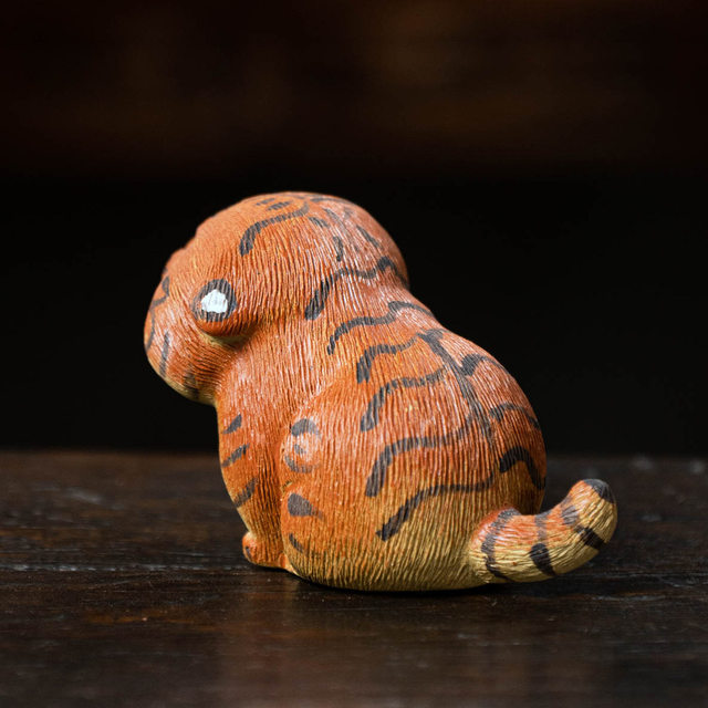 Purple sand tea pet cute tiger ornaments tiger zodiac tiger tea set accessories boutique can grow tea table tea tray desktop decoration