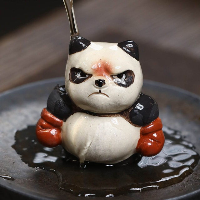 Handmade purple sand boxing giant panda tea pet small ornaments Kung Fu tea set tea toy boutique can be raised tea tray tea table decoration
