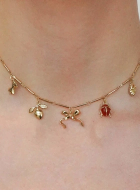 钛钢小吊坠项链女 爱心太阳十字架锆石项链靴子手链女