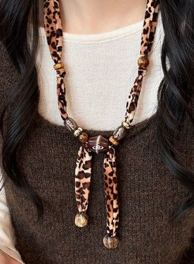 长款吊坠高级感2025金丝绒新款