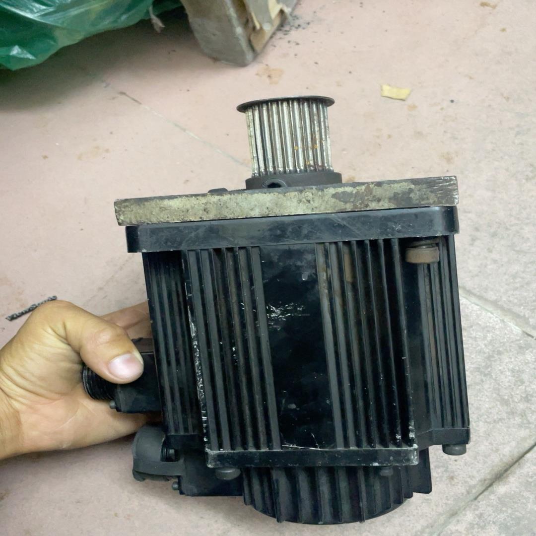 [德峰]电机-山龙成色拆兼容如图，05030150SLSM130-， - 图1