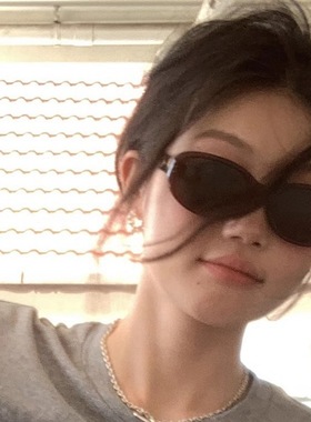 韩版复古港风椭圆酒红圆框墨镜