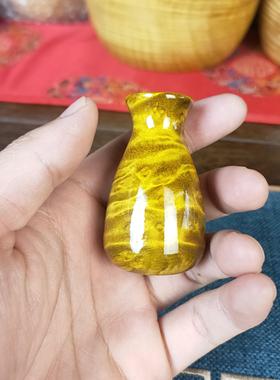 缅甸黄金樟手把件实木圆雕摆件挂件茶宠招财车内摆件葫芦花瓶水