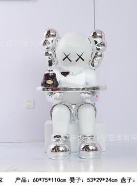 轻奢质感管家芝麻街玻璃钢共犯兔卡通雕塑客厅商场餐厅装饰大摆件