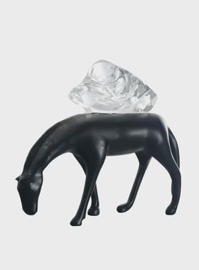 热销家居现代极简风黑色铁马摆件样板间创意书房桌面玄关动物摆设