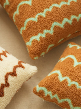 靠枕抱枕女生睡觉靠垫柔软客厅沙发波浪抱枕套可爱ins风方形新品