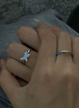 特惠抢！蝴蝶情侣戒指对戒ins小众设计感可调节荧光百搭指环ins学