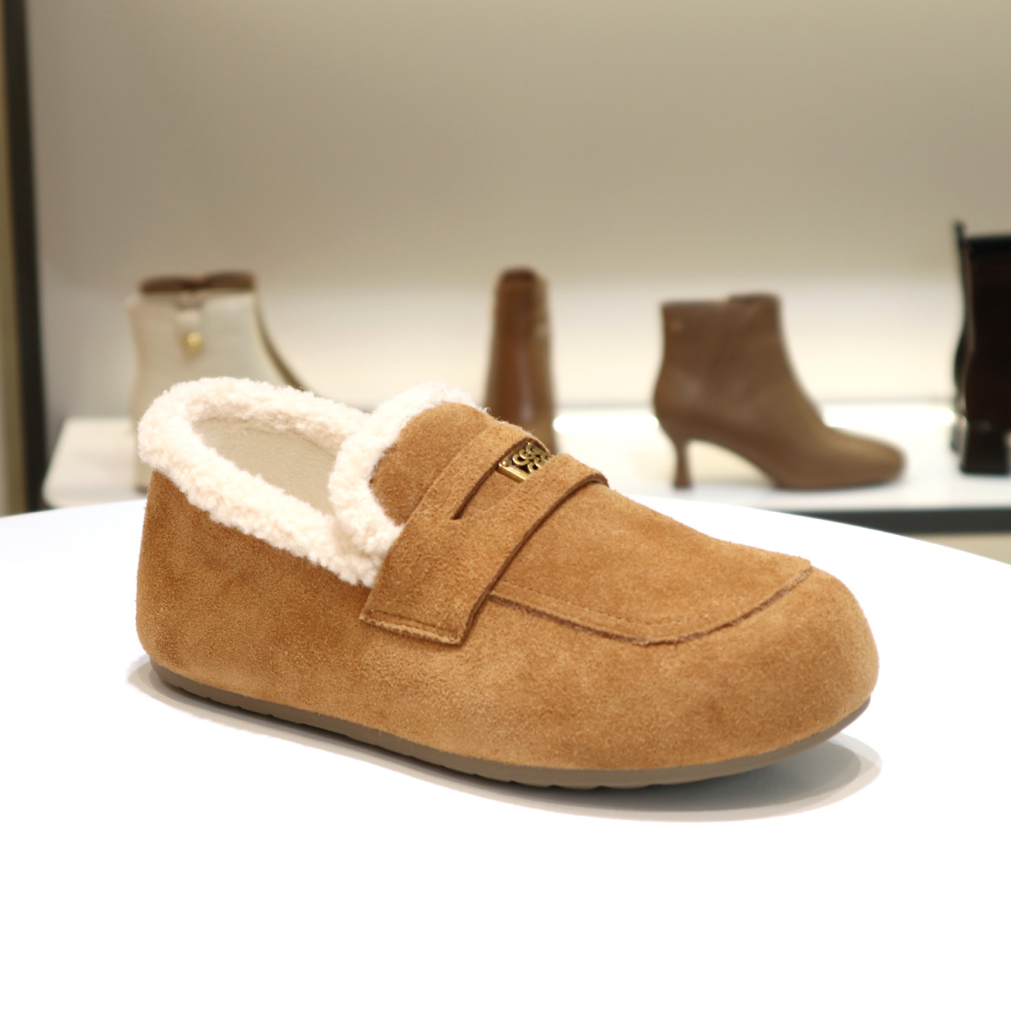 千百度2025加绒短绒平跟一脚蹬乐福豆豆雪地鞋女A25690803B05B13 - 图2