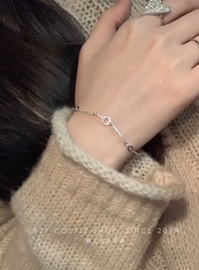 敲美的~几何微镶轻奢手链女ins小众高级感手饰气质精致闺蜜手环潮