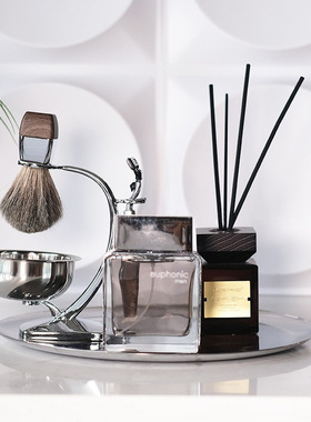 手动剃胡刀镜面圆托盘水乳面霜护肤样板房卫浴摆件饰品套组