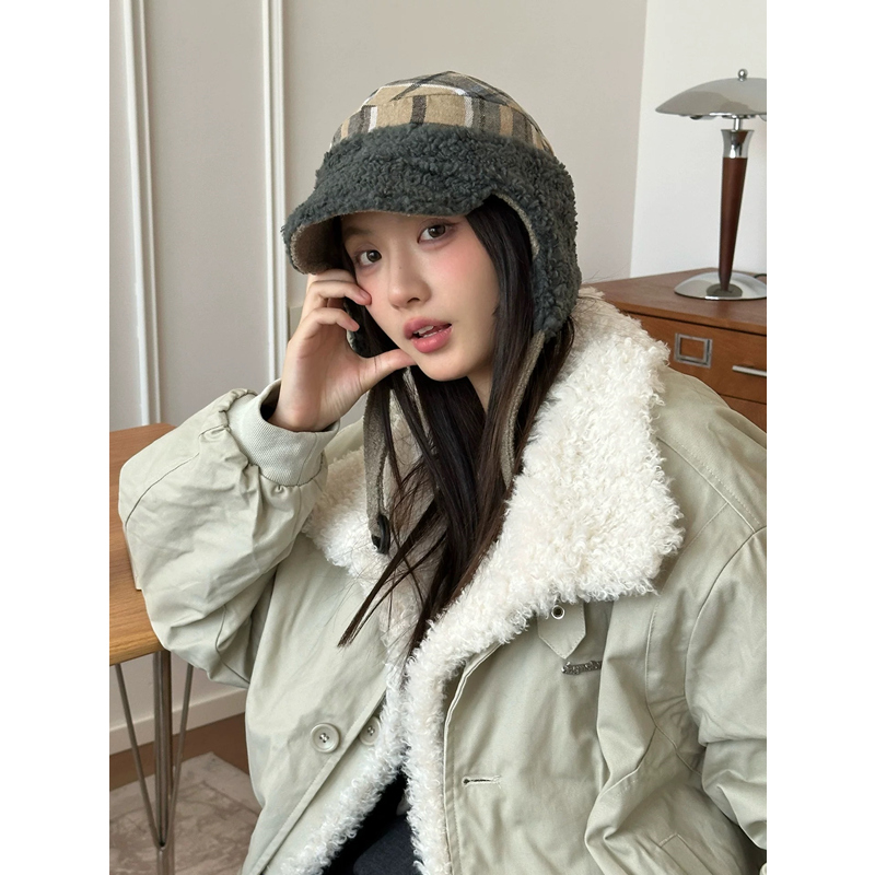 韩版羊羔绒飞行帽子女双面戴格纹护耳帽秋冬加厚保暖防寒雷锋帽男 - 图2