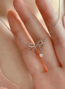 蝴蝶结项链女轻奢小众设计气质吊坠2026年新款高级感礼物送闺蜜