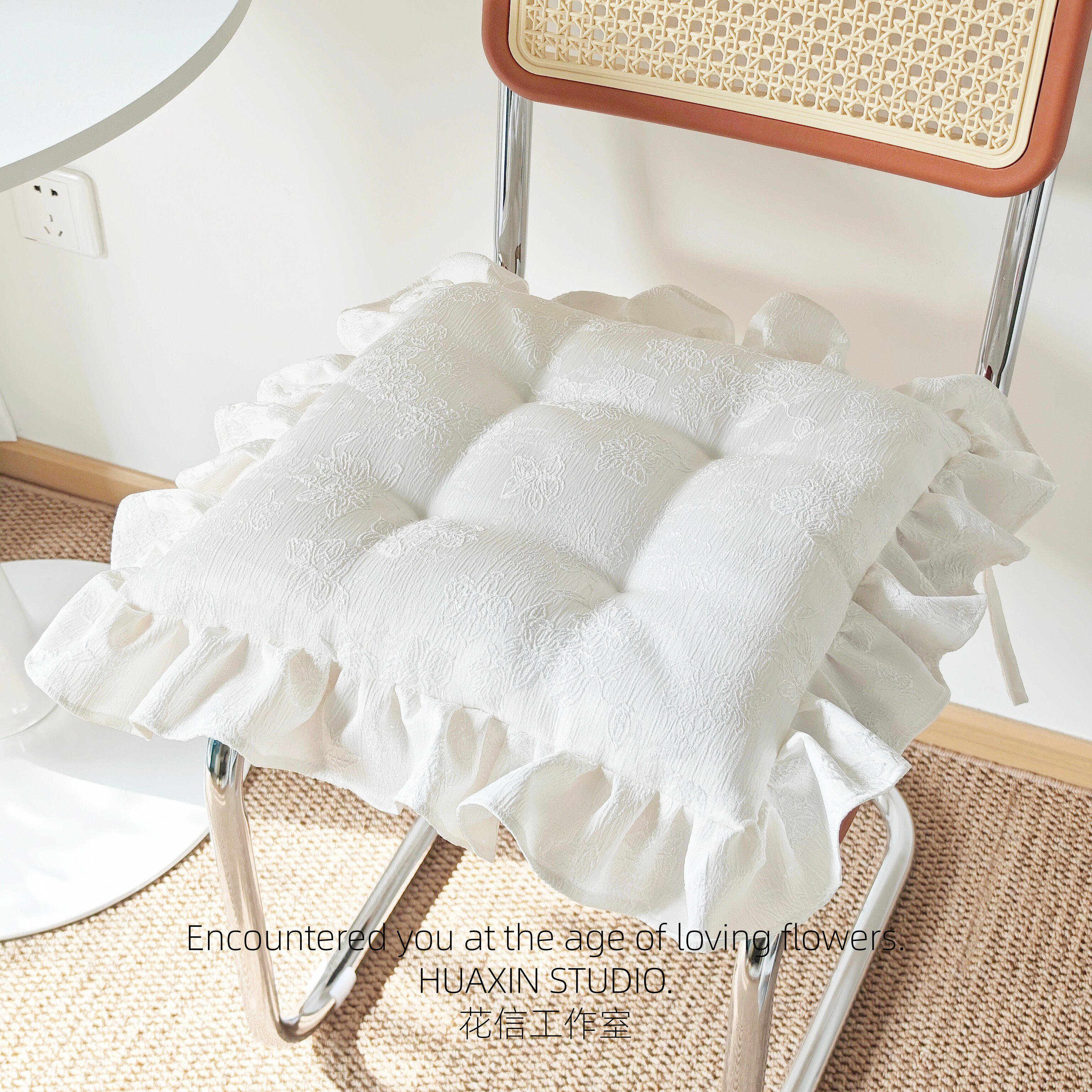 法式宫廷风椅垫宿舍办公室家用柔软厚实坐垫户外露营荷花边座椅垫