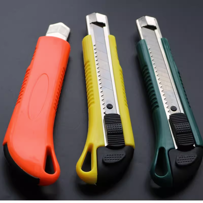 美工刀刀片切割刀裁纸加厚重型手工刀具多功能园艺用刀剪快递刀架,淘宝优惠券,粉丝福利购,淘宝优惠卷