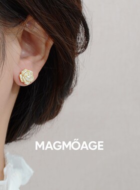 MAGMOAGE高级感黑色小钻耳钉