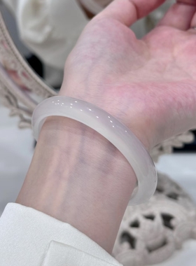 高冰天然玉髓玛瑙手镯