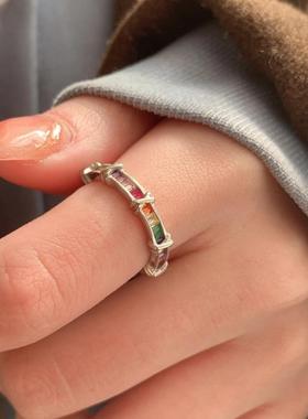 彩虹交叉戒指女轻奢小众设计精致高级冷淡风个性彩钻指环饰品