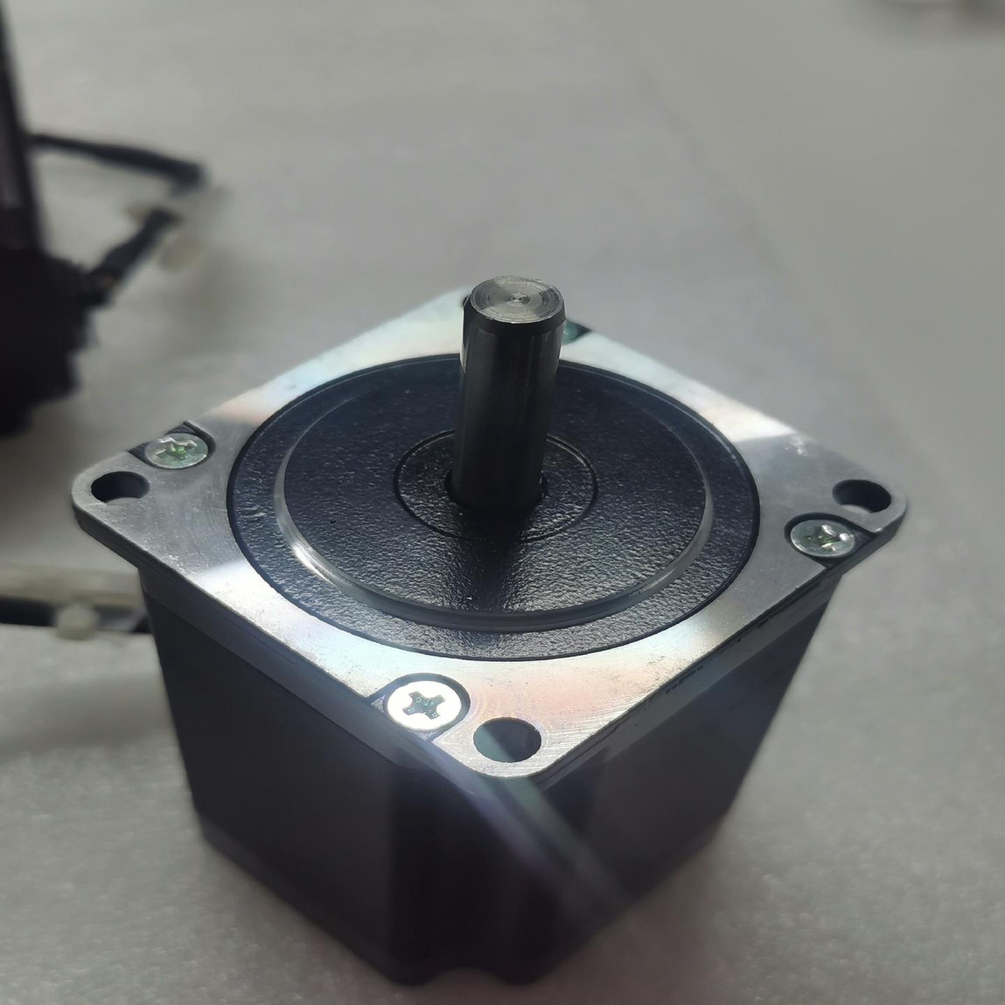 信浓STP-59D5026两相57步进电机 - 图1