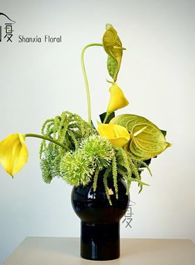 现代轻奢马蹄莲玻璃花器花艺摆件酒店民宿餐厅客厅玄关餐桌花艺