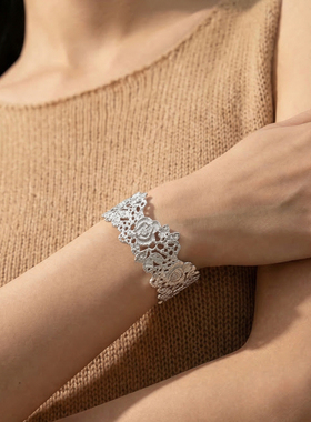新中式蕾丝编织轻奢手镯