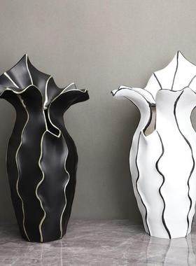 现代极简抽象摆设创意树脂线条花器摆件客厅样板间书房桌面装饰品