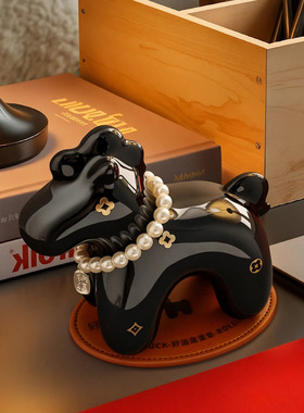 新年装饰景德镇陶瓷马年吉祥物