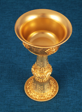 供护法杯供杯黄铜鎏金雕花八吉祥摆件家用藏式民族用品供具供护杯