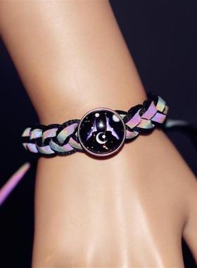 情侣手链感应震动情侣手链一对感应发亮震动抖音网红夜光手环男女