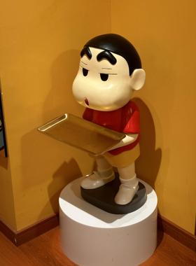 蜡笔小新摆件大号床头电视柜沙发旁边卡通茶几落地托盘搬家礼物