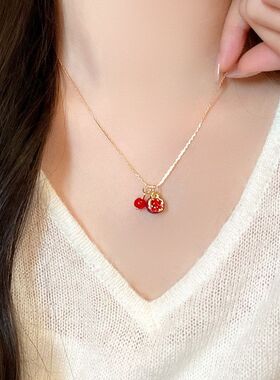 女女石榴吊坠气质高级甜美项链