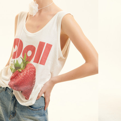 Cozydoll 棉麻U型露背舒适草莓立体印花正肩上衣慵懒辣妹吊带背心 - 图3