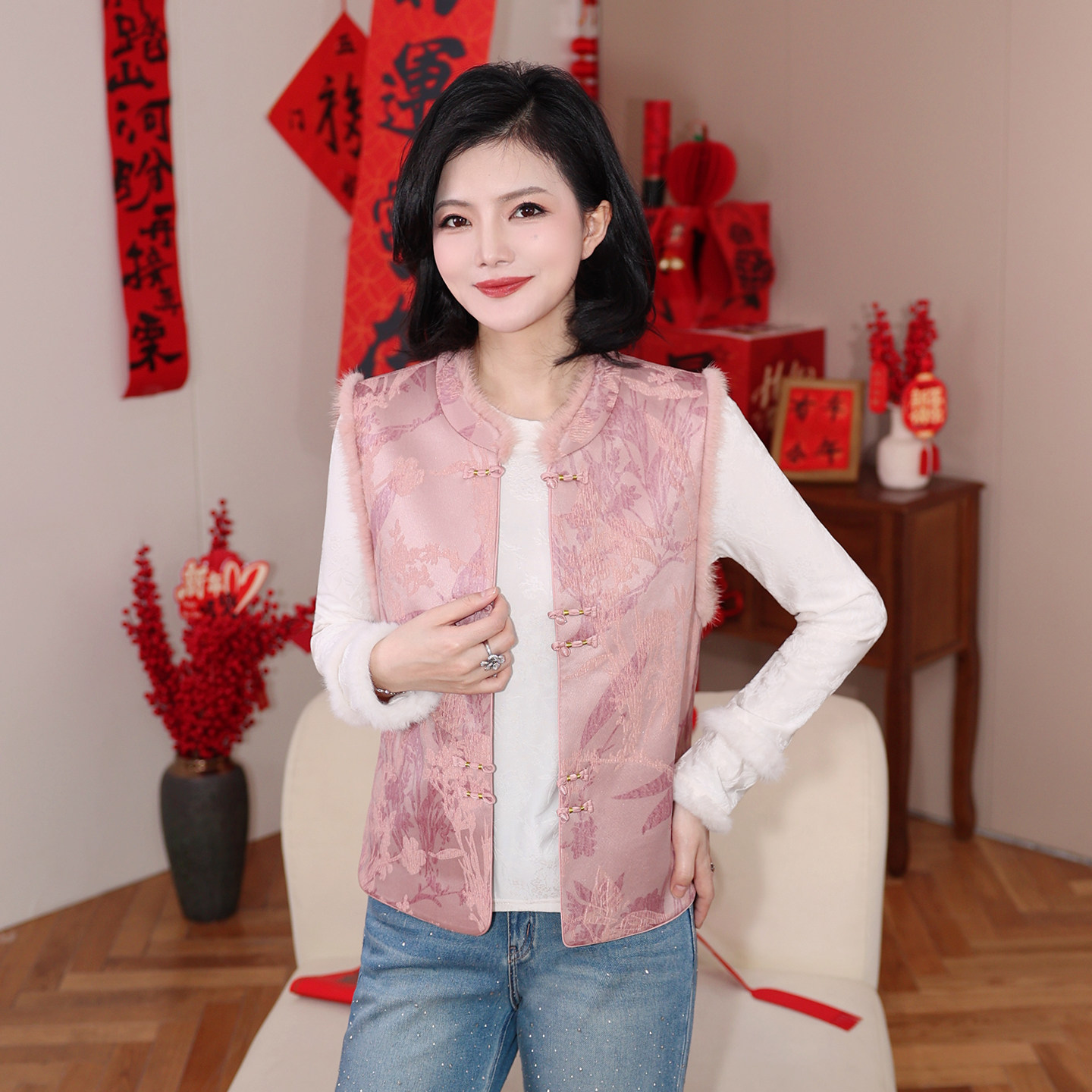 【新年穿搭】枫竺水貂毛提花国风马甲女冬季短款无袖坎肩背心外套,淘宝优惠券,粉丝福利购,淘宝优惠卷