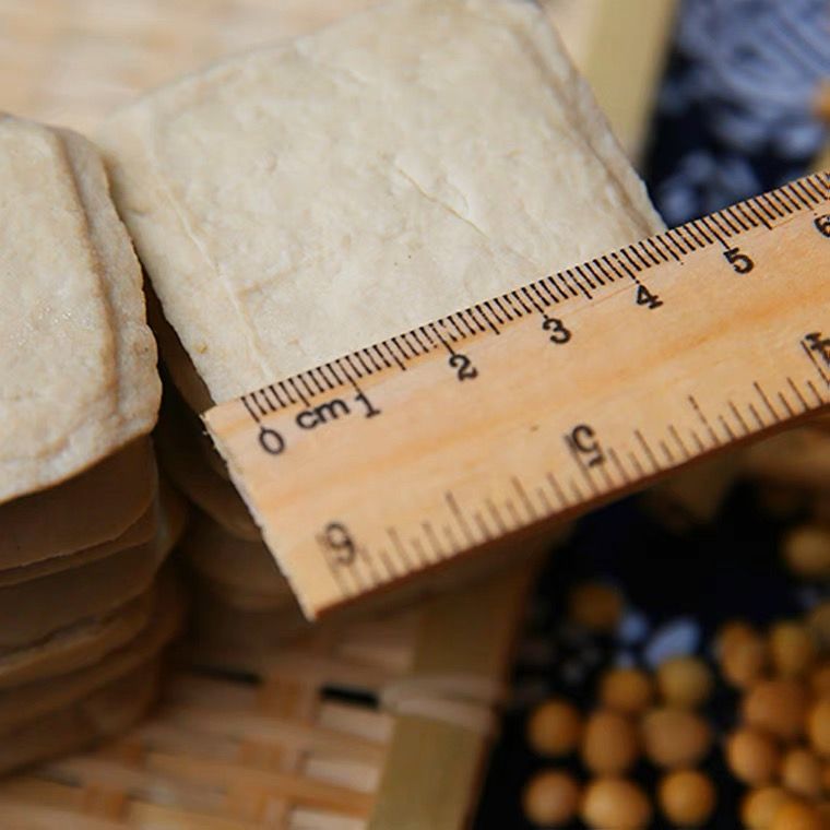  茗啸合坊臭豆腐